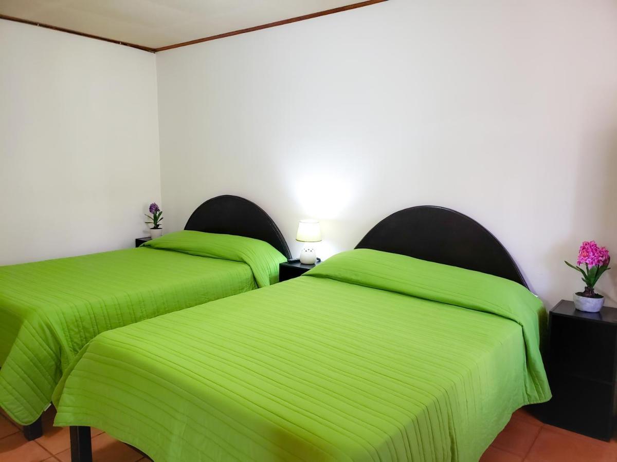 Hotel Santa Fe B&B Монте-Верде Экстерьер фото