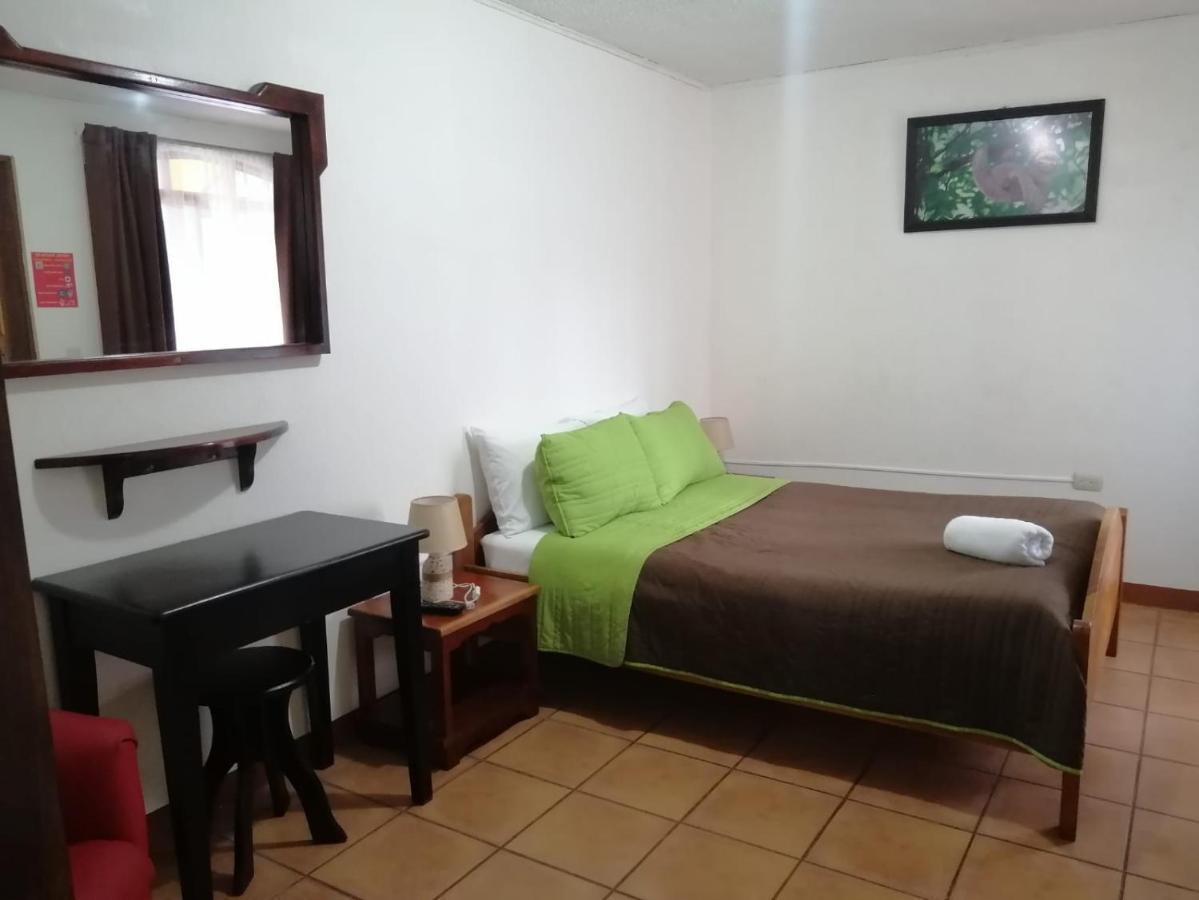 Hotel Santa Fe B&B Монте-Верде Экстерьер фото